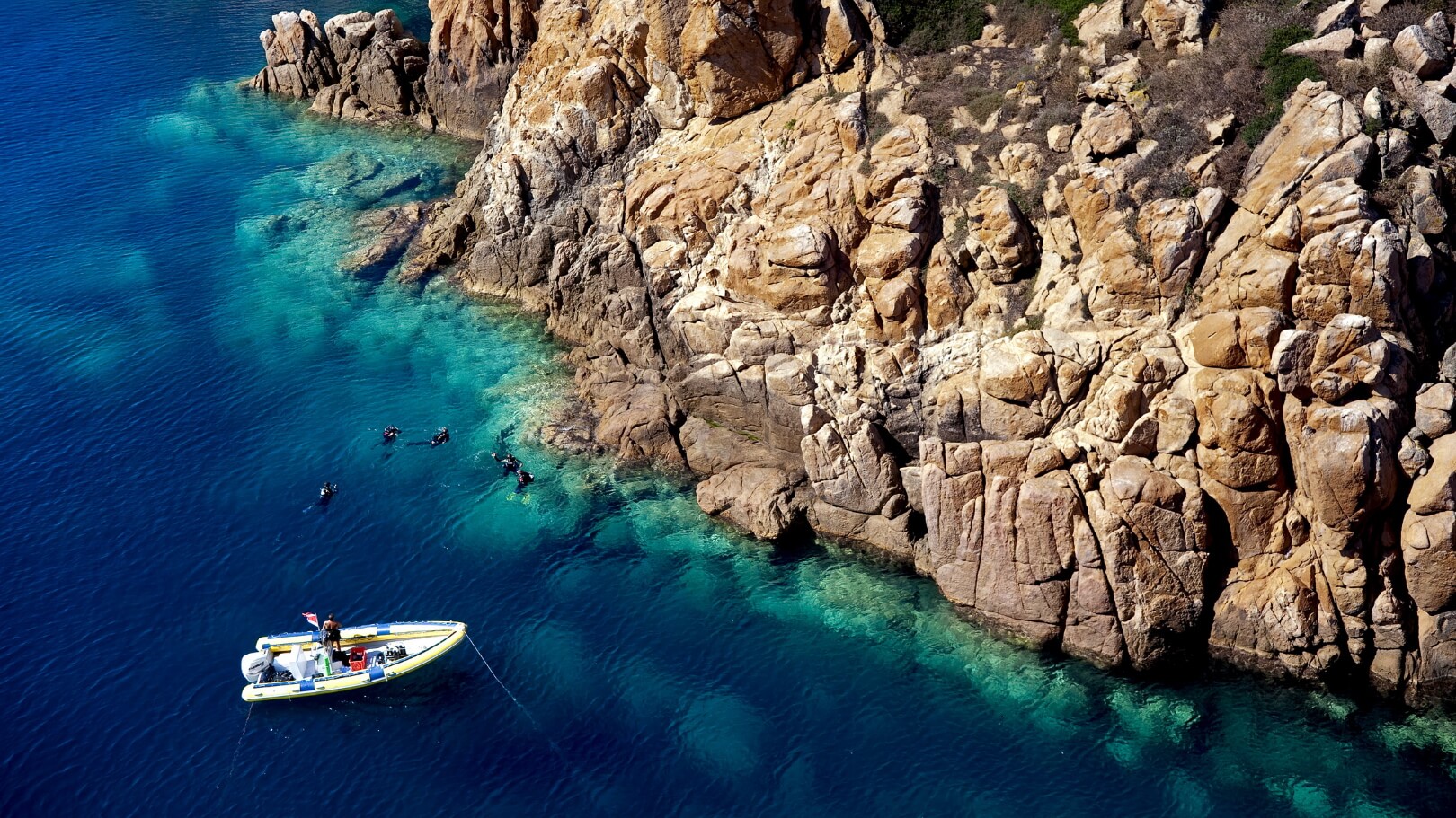 https://ihc-clr.77agency.dev/wp-content/webpc-passthru.php?src=https://ihc-clr.77agency.dev/wp-content/uploads/2021/05/IHC_Chia-Laguna-Resort_grid_diving-2.jpg&nocache=1